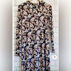 Aspen athletic dress L